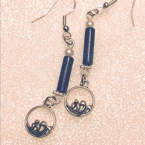 Silver Wave Earrings w Lapiz tube & pearl beads